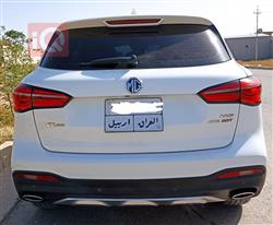 ئێم جی HS